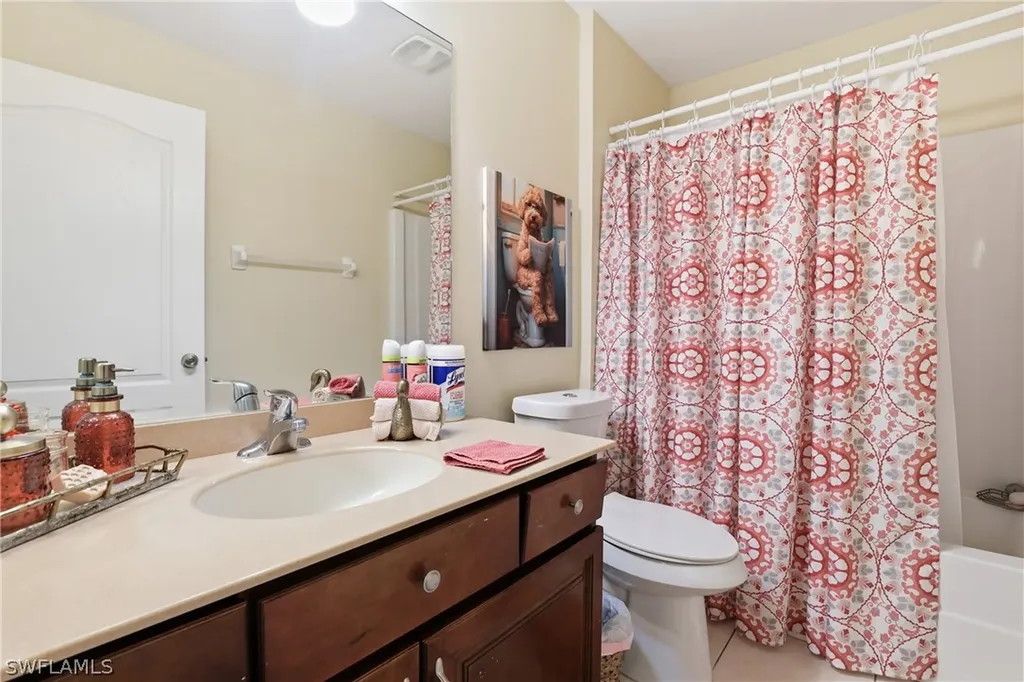 2207 NE 28th Street Cape Coral FL 33909