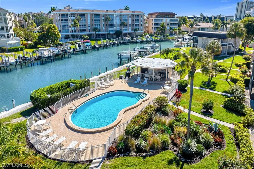 881 Panama Court Marco Island FL 34145