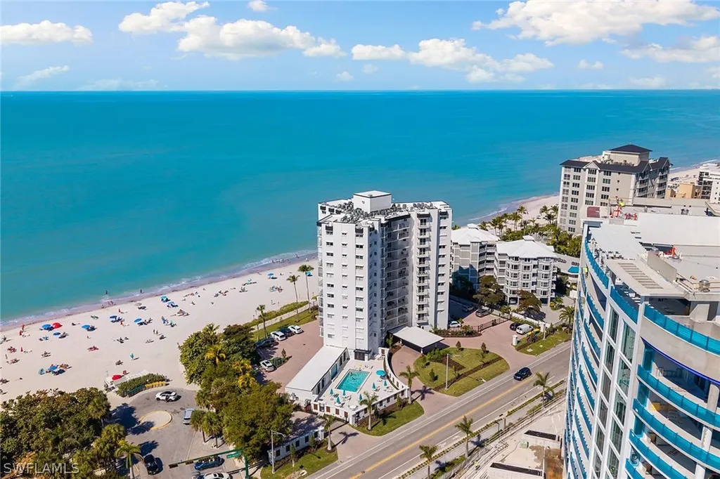 9051 Gulf Shore Drive Naples FL 34108
