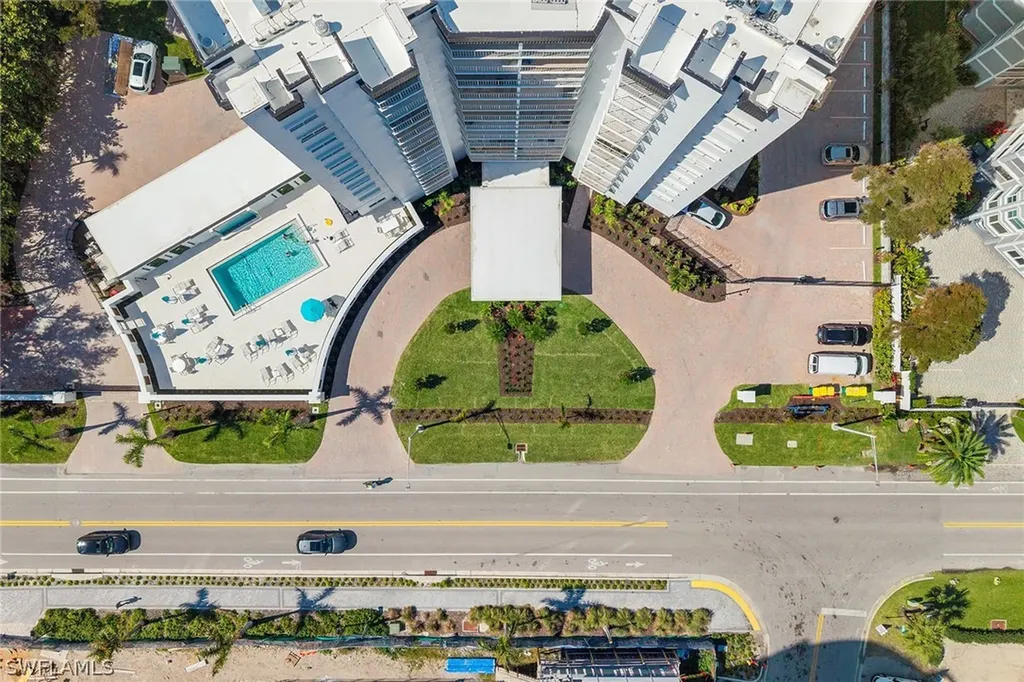 9051 Gulf Shore Drive Naples FL 34108