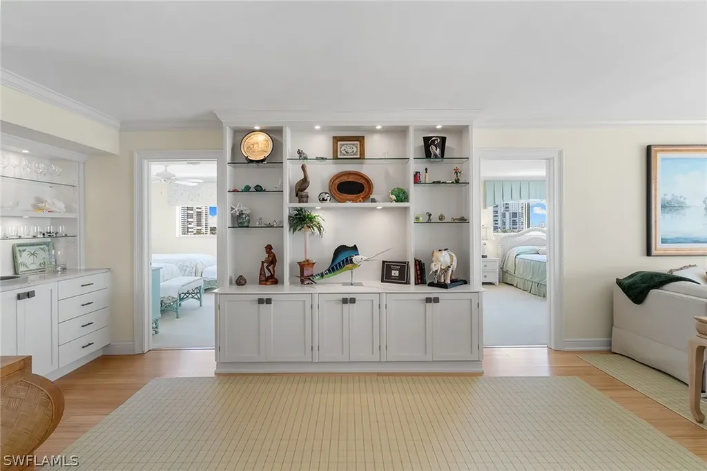 9051 Gulf Shore Drive Naples FL 34108