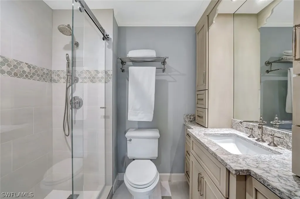 2850 Gulf Shore Boulevard N Naples FL 34103