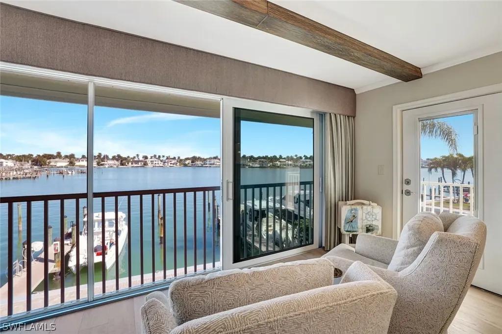 2850 Gulf Shore Boulevard N Naples FL 34103