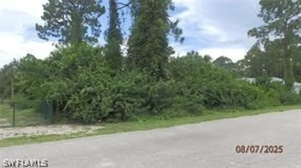 220 Roosevelt Avenue Lehigh Acres FL 33936