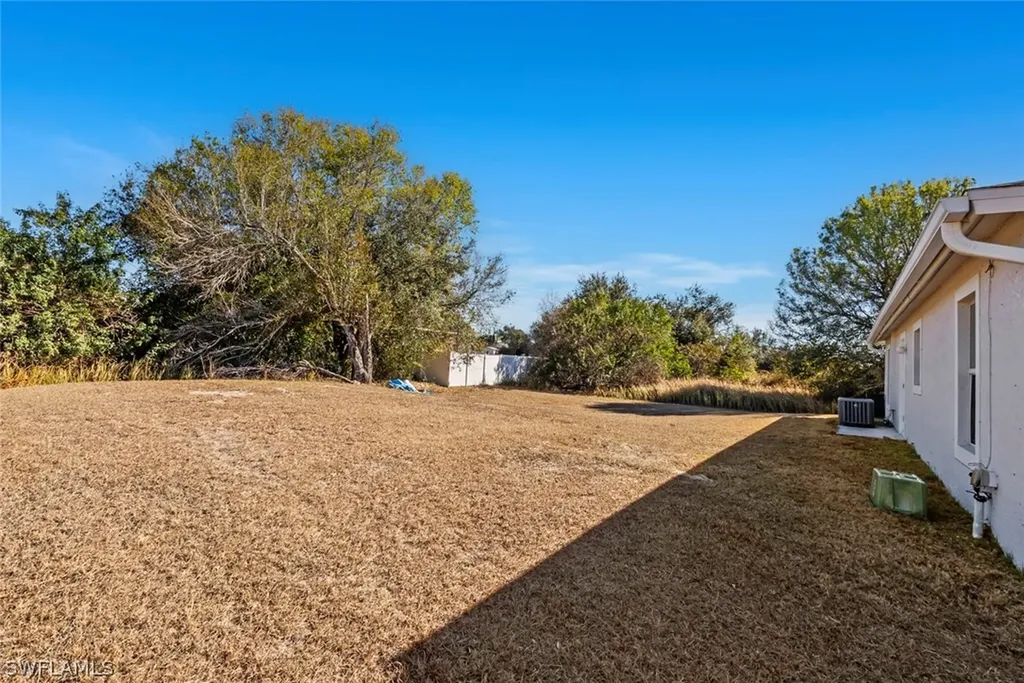 9018 Penny Circle Labelle FL 33935