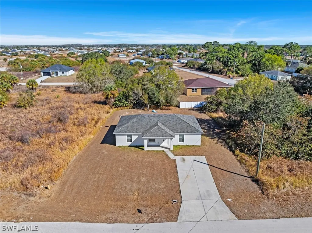9018 Penny Circle Labelle FL 33935