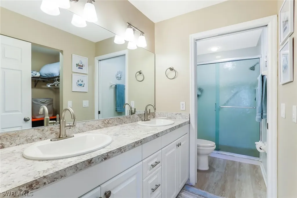9022 Michael Circle Naples FL 34113