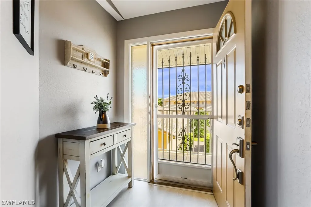 9022 Michael Circle Naples FL 34113