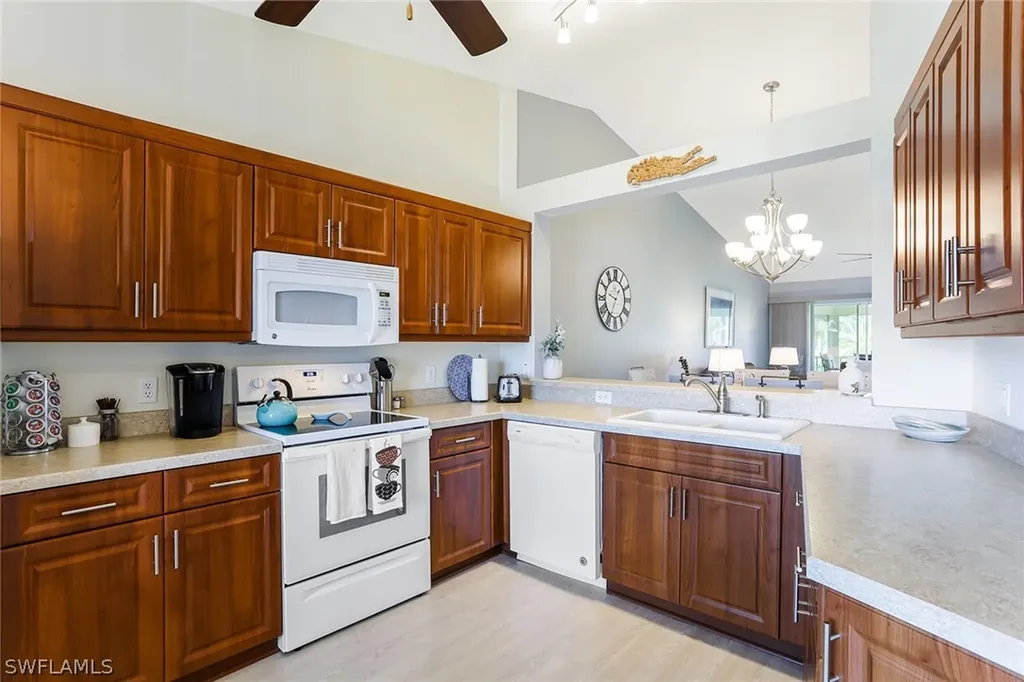 9022 Michael Circle Naples FL 34113