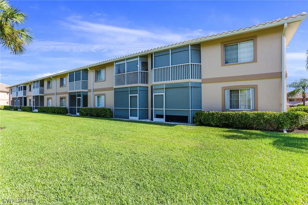 9022 Michael Circle Naples FL 34113