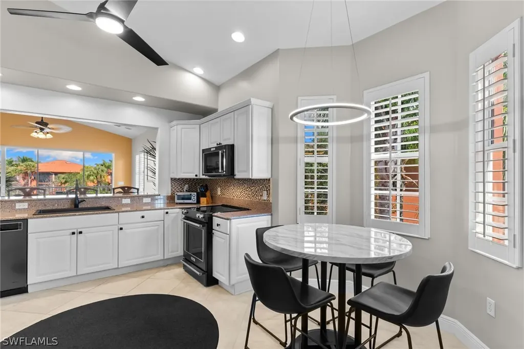 6417 Legacy Circle Naples FL 34113