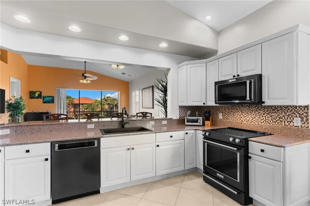 6417 Legacy Circle Naples FL 34113
