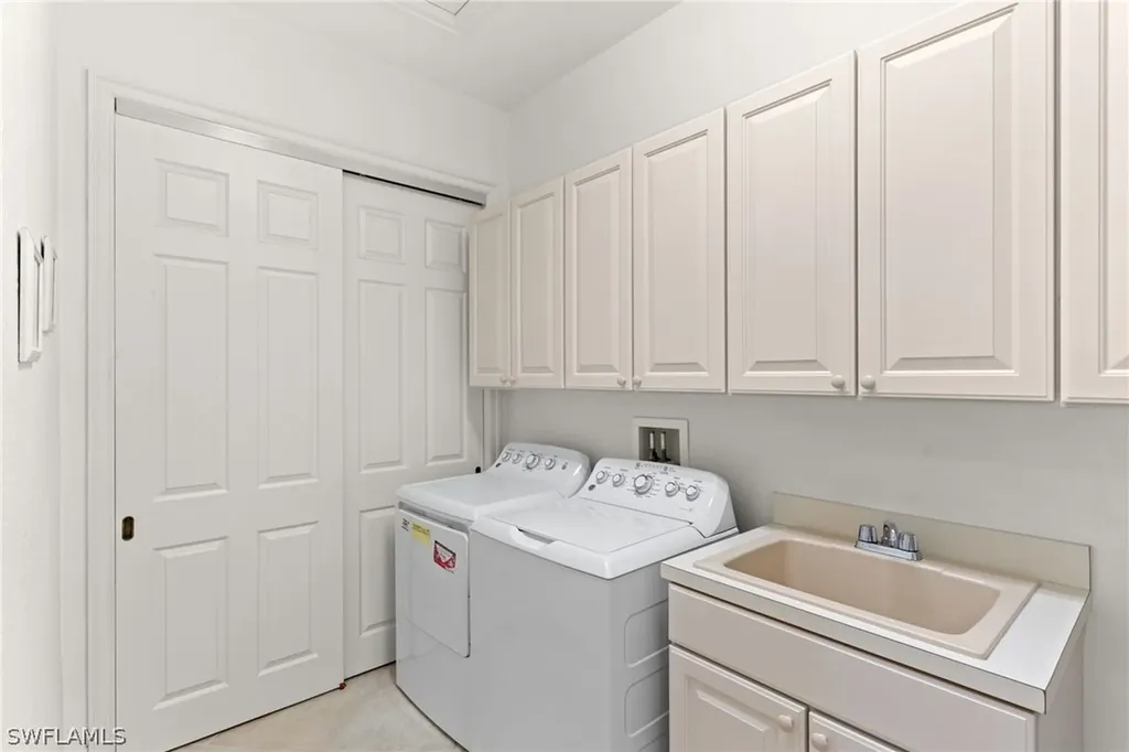 6417 Legacy Circle Naples FL 34113