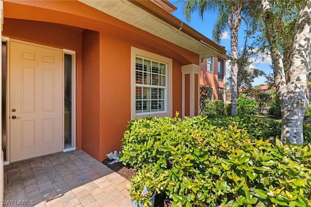 6417 Legacy Circle Naples FL 34113