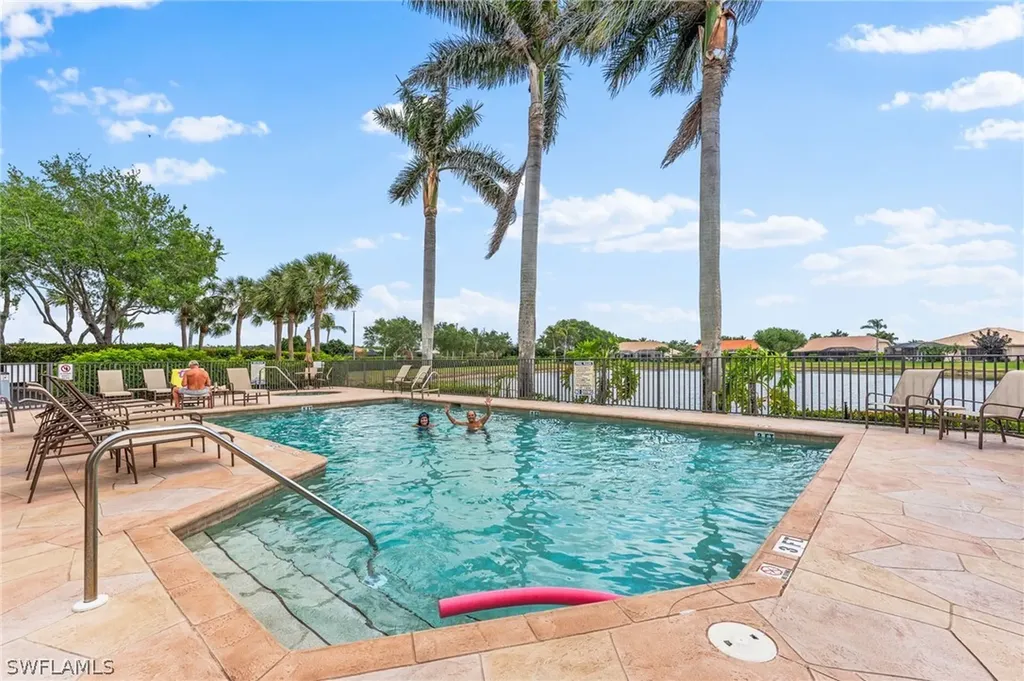 6417 Legacy Circle Naples FL 34113