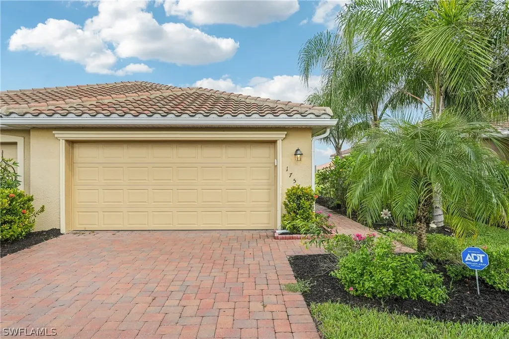 1751 Alameda Drive Naples FL 34120