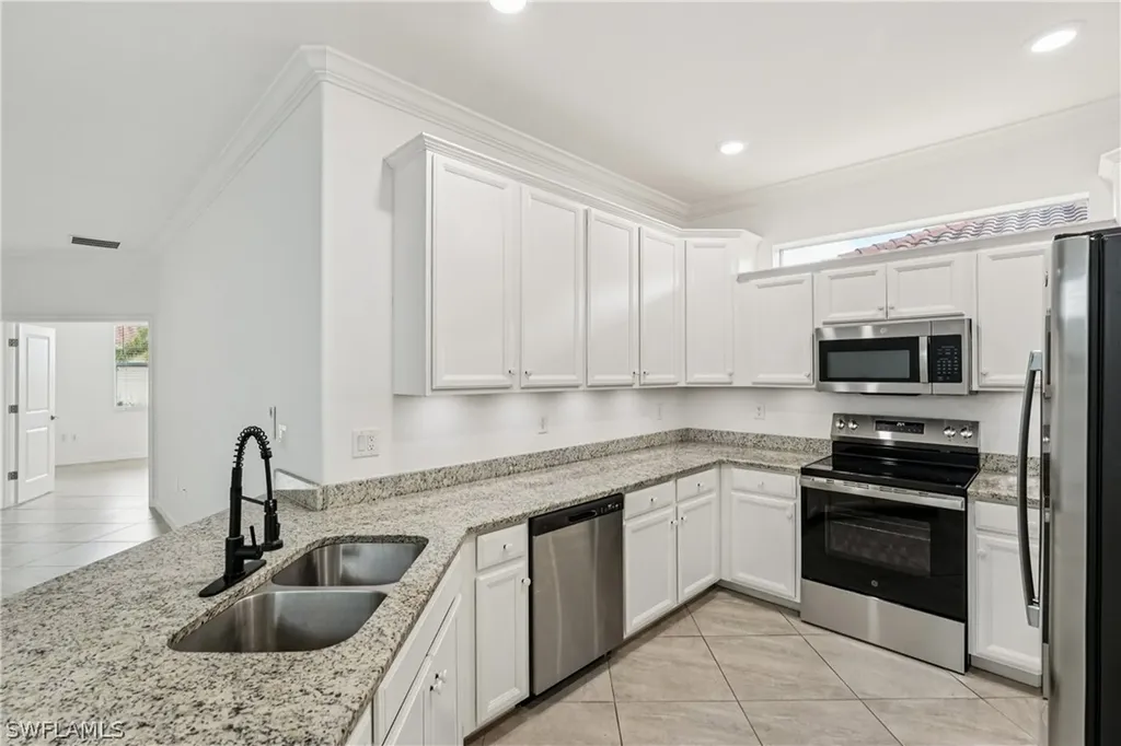1751 Alameda Drive Naples FL 34120