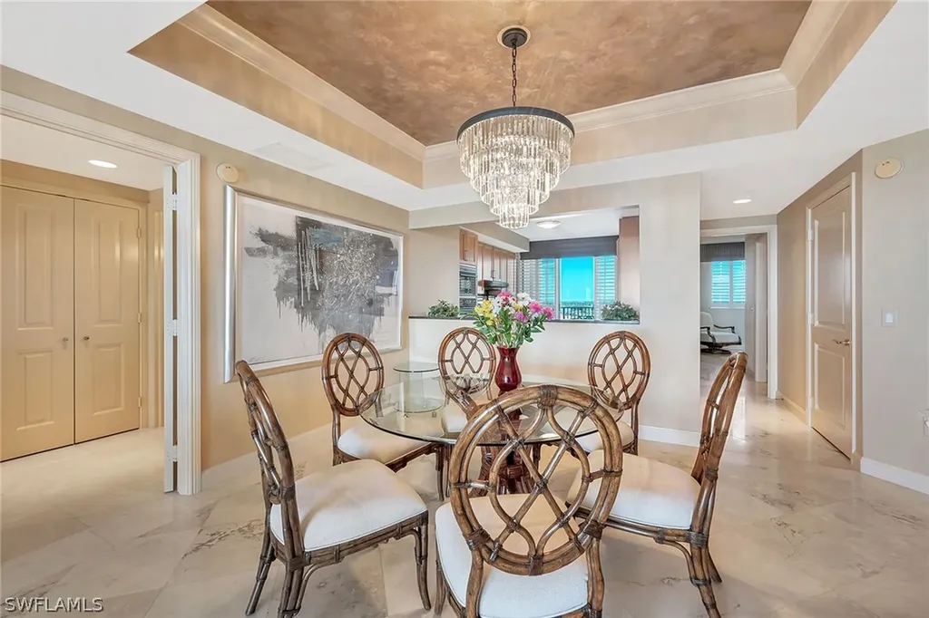 6597 Nicholas Boulevard Naples FL 34108