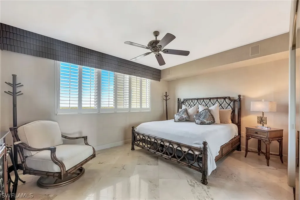 6597 Nicholas Boulevard Naples FL 34108