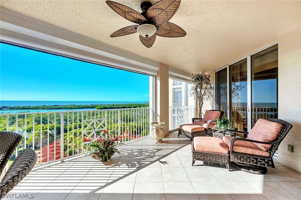 6597 Nicholas Boulevard Naples FL 34108
