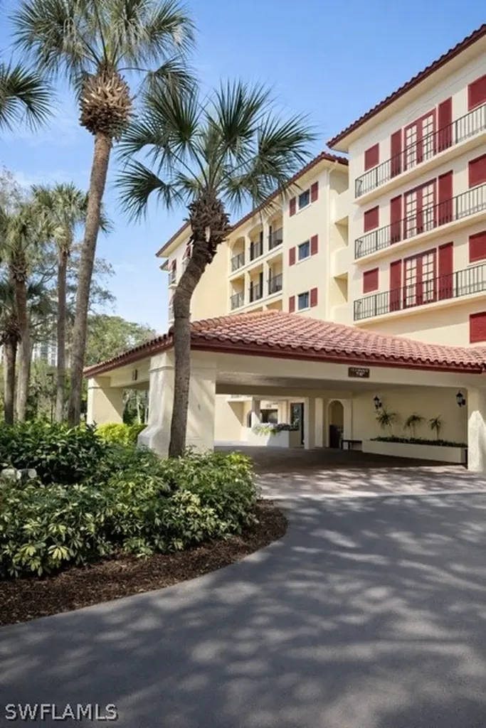 6040 Pelican Bay Boulevard Naples FL 34108