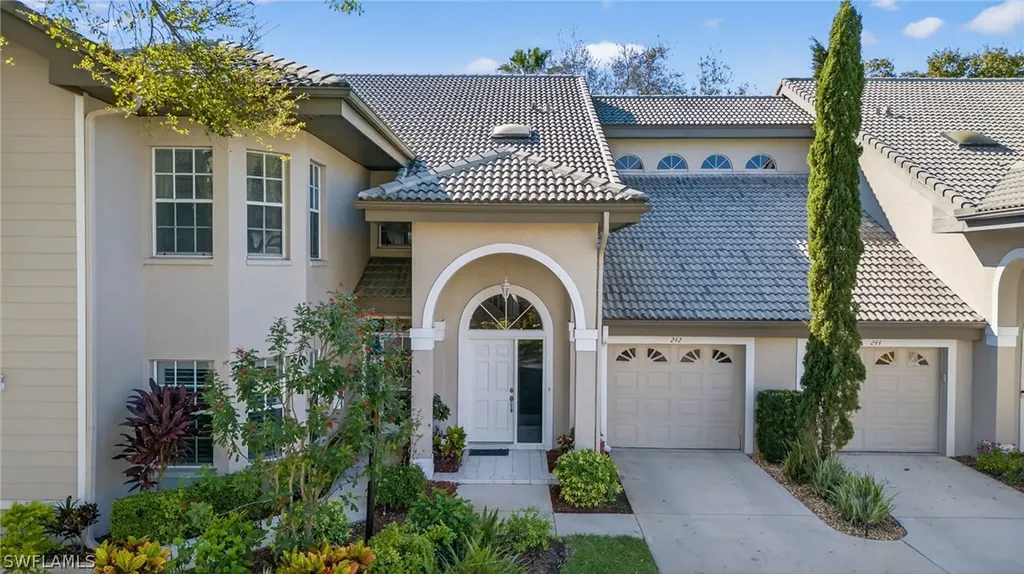242 Via Perignon Naples FL 34119