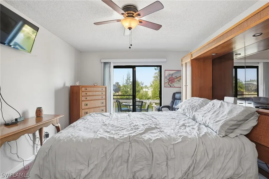 1135 Gleason Parkway Cape Coral FL 33914