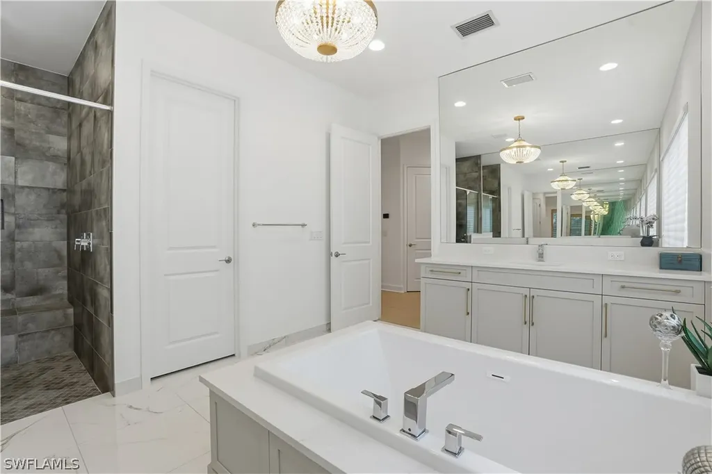 12350 Lavender Avenue Naples FL 34120