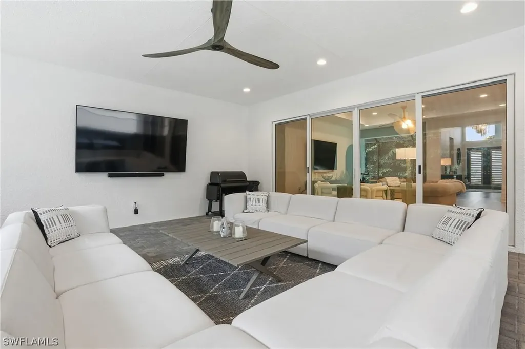 12350 Lavender Avenue Naples FL 34120