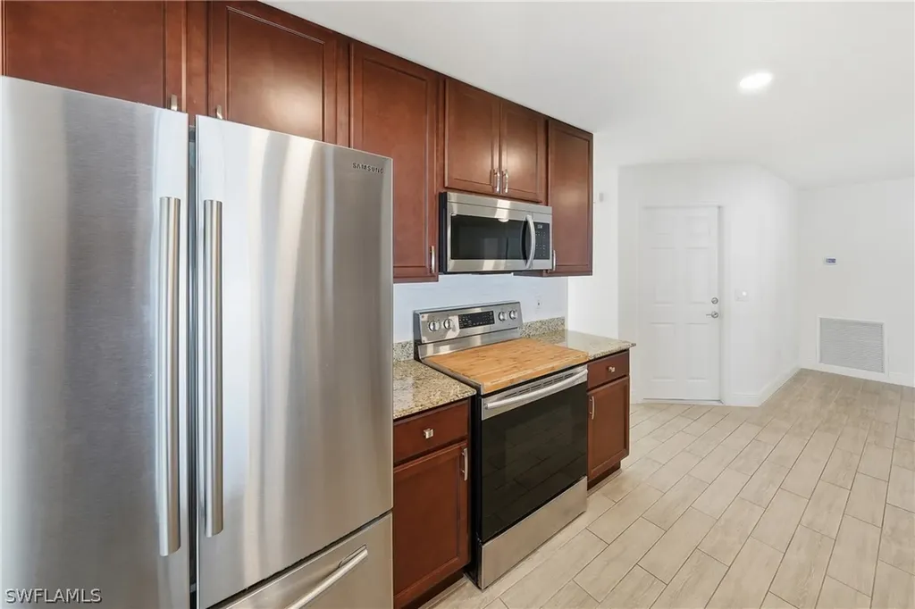 8441 Buena Vista Road Fort Myers FL 33967