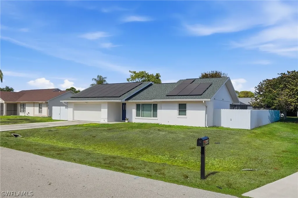 8441 Buena Vista Road Fort Myers FL 33967