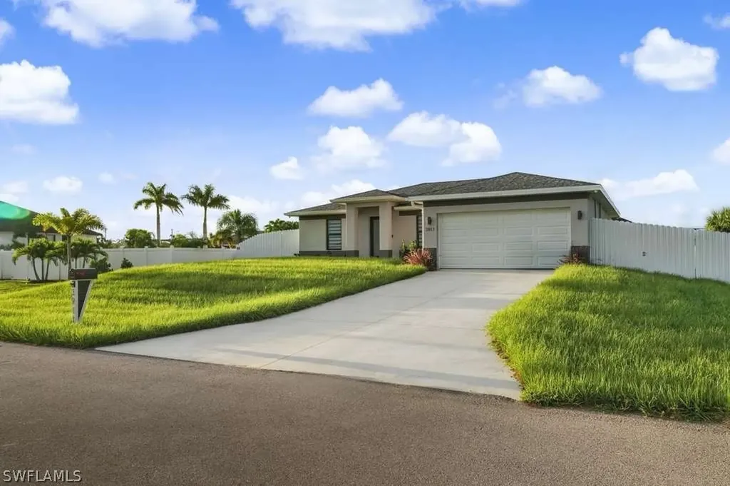 3911 NW 40th Lane Cape Coral FL 33993