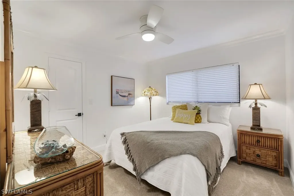 585 100th Avenue N Naples FL 34108