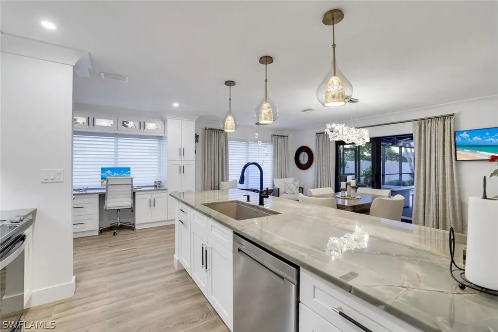 585 100th Avenue N Naples FL 34108