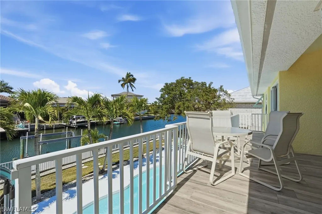 468 Capri Court Marco Island FL 34145