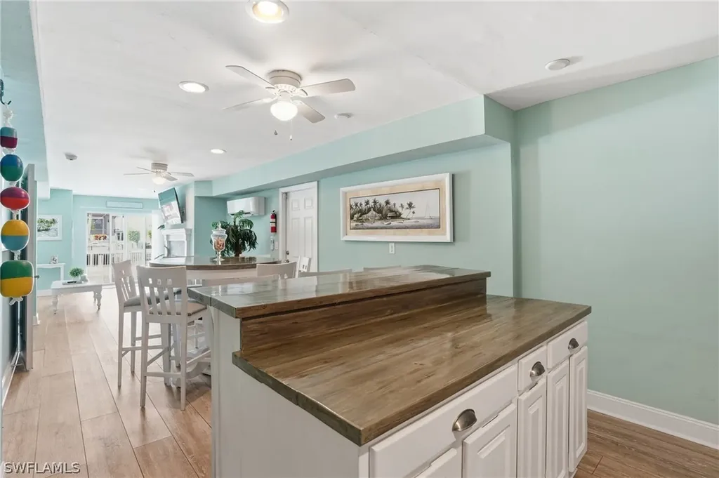 468 Capri Court Marco Island FL 34145