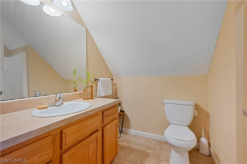 150 Leawood Circle Naples FL 34104