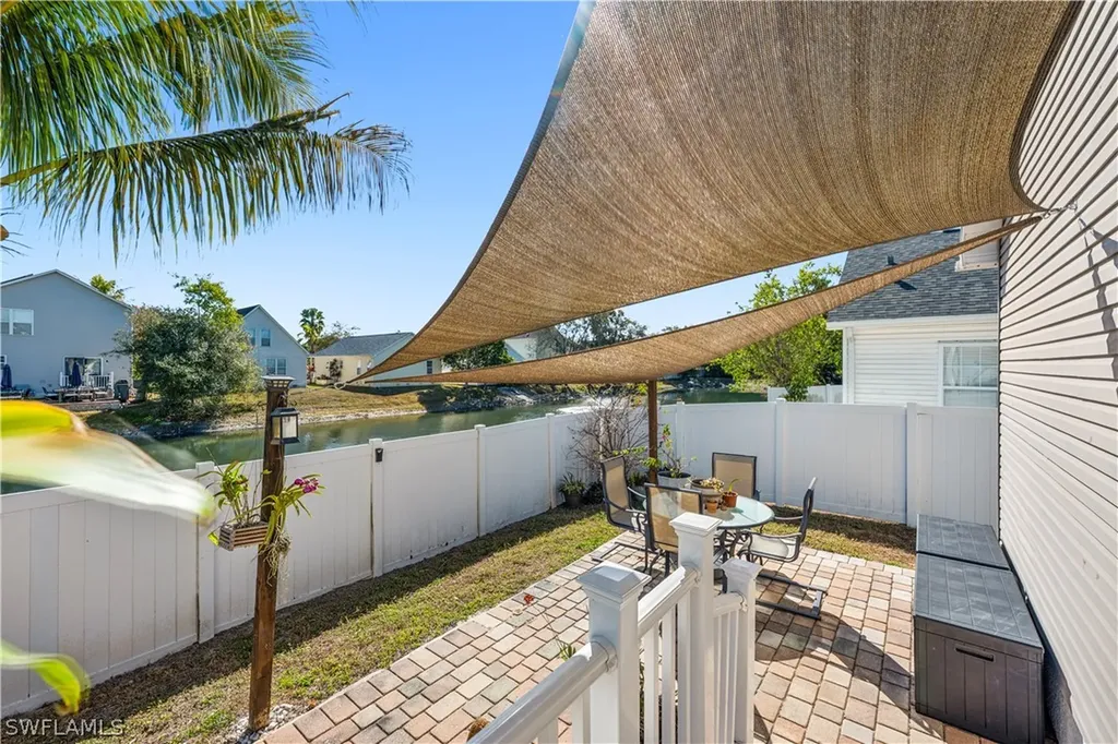 150 Leawood Circle Naples FL 34104