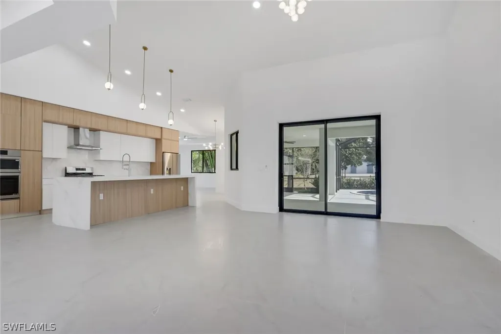 730 29th Street SW Naples FL 34117