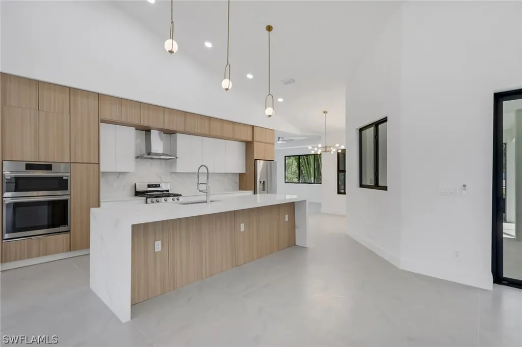 730 29th Street SW Naples FL 34117