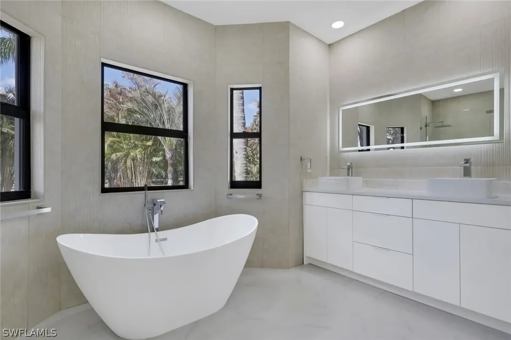 730 29th Street SW Naples FL 34117
