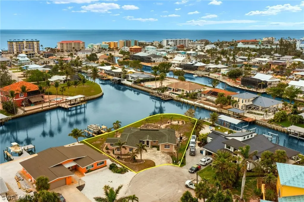 675 Randy Lane Fort Myers Beach FL 33931
