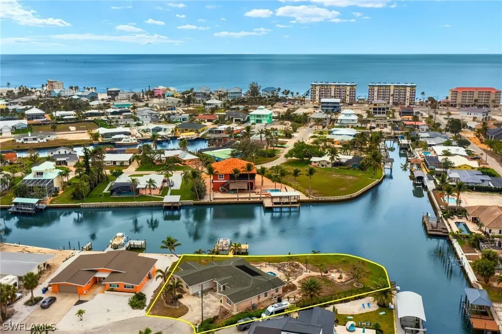 675 Randy Lane Fort Myers Beach FL 33931