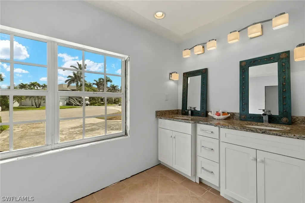 675 Randy Lane Fort Myers Beach FL 33931