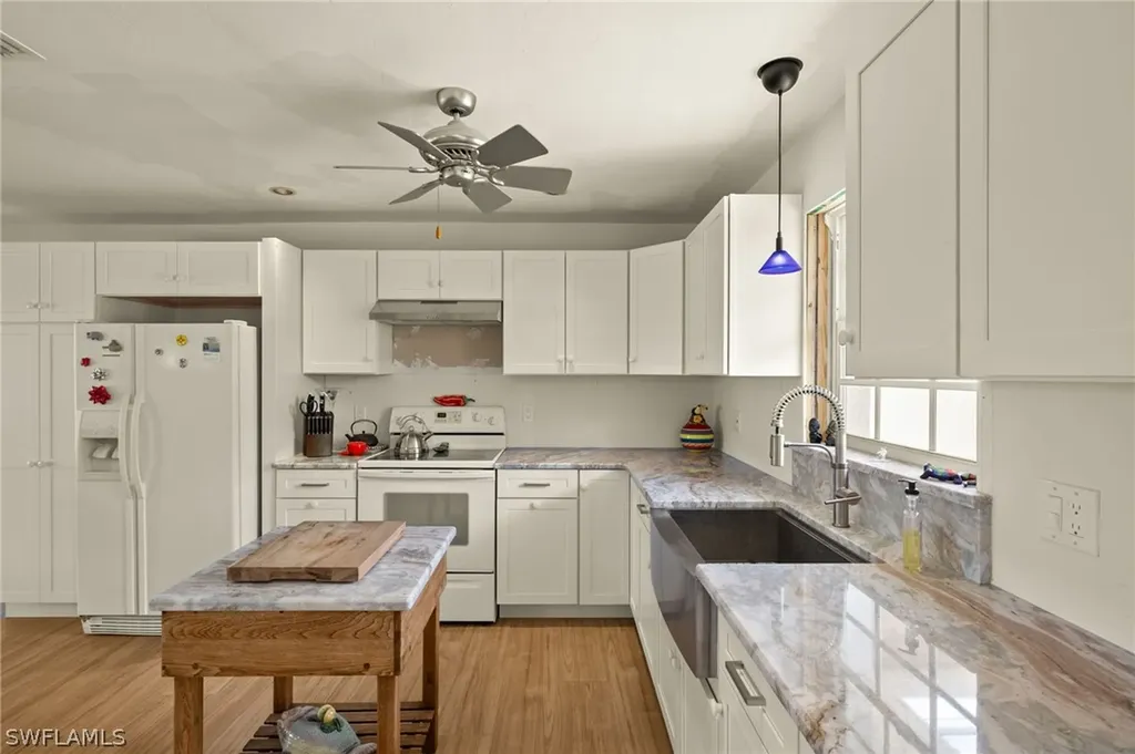 675 Randy Lane Fort Myers Beach FL 33931