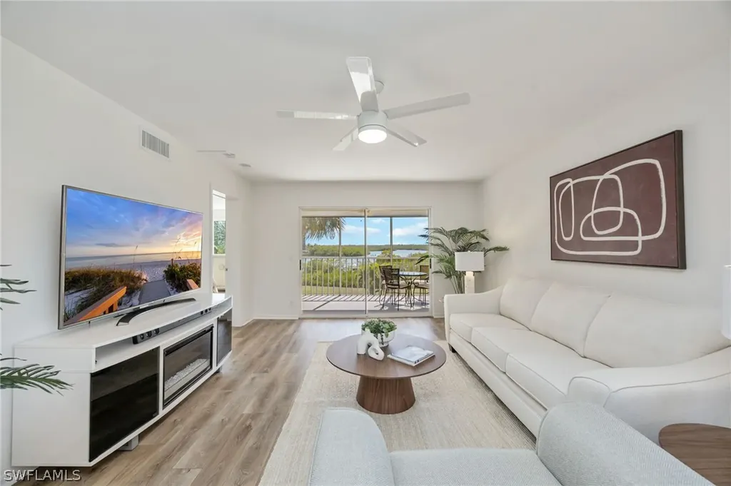 320 Horse Creek Drive Naples FL 34110