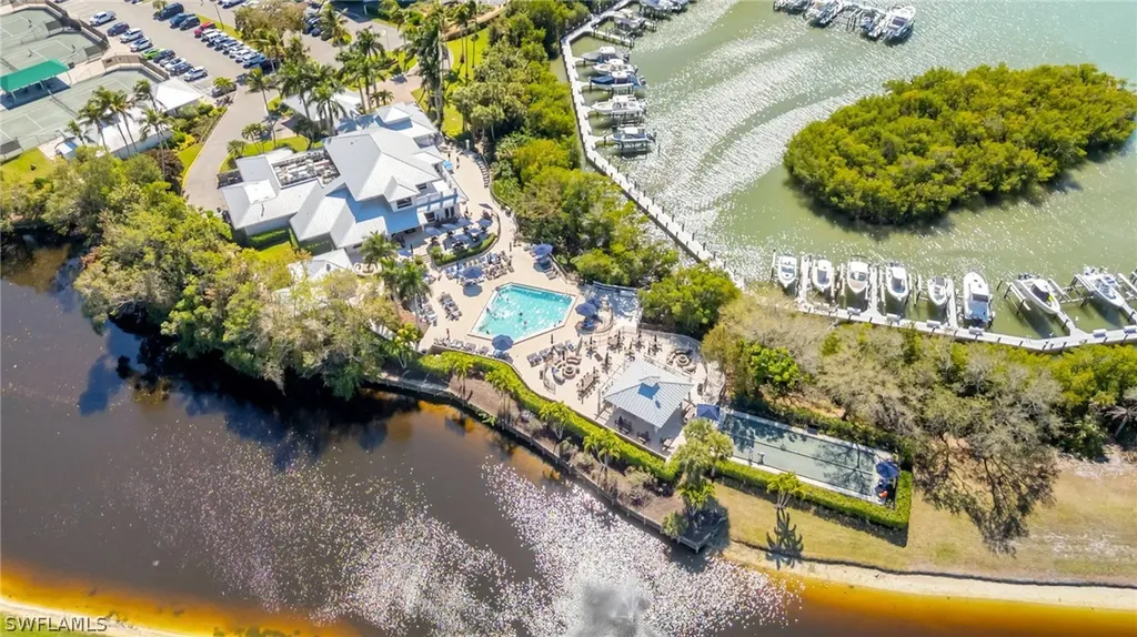 320 Horse Creek Drive Naples FL 34110