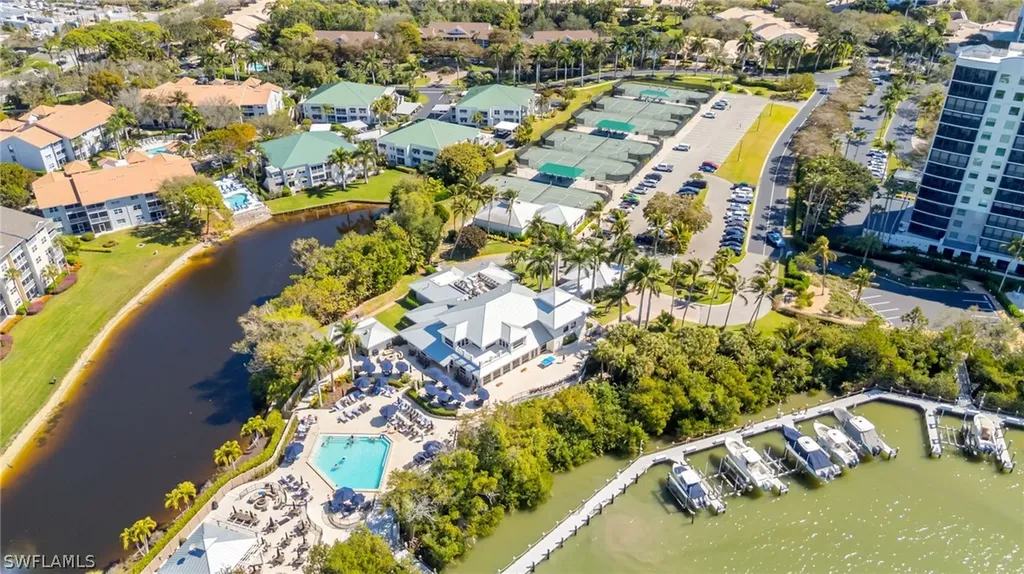 320 Horse Creek Drive Naples FL 34110