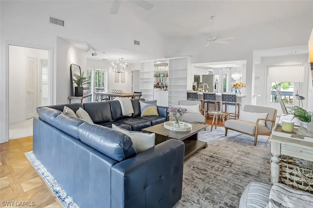 433 2nd Street S Naples FL 34102