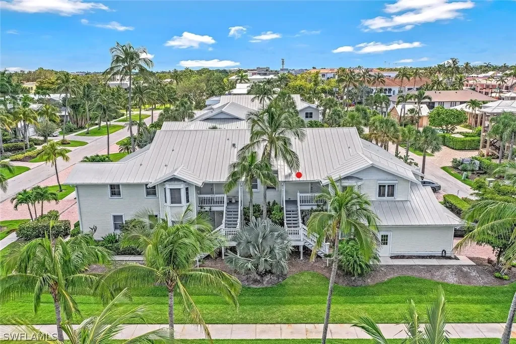 433 2nd Street S Naples FL 34102